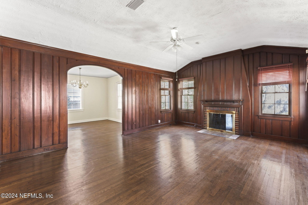 1916 San Marco Place - Photo 6