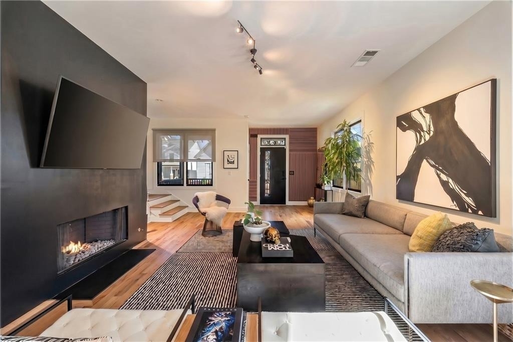 593 Formwalt Street Sw - Photo 6