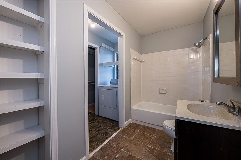 568 Stokeswood Avenue Se - Photo 6