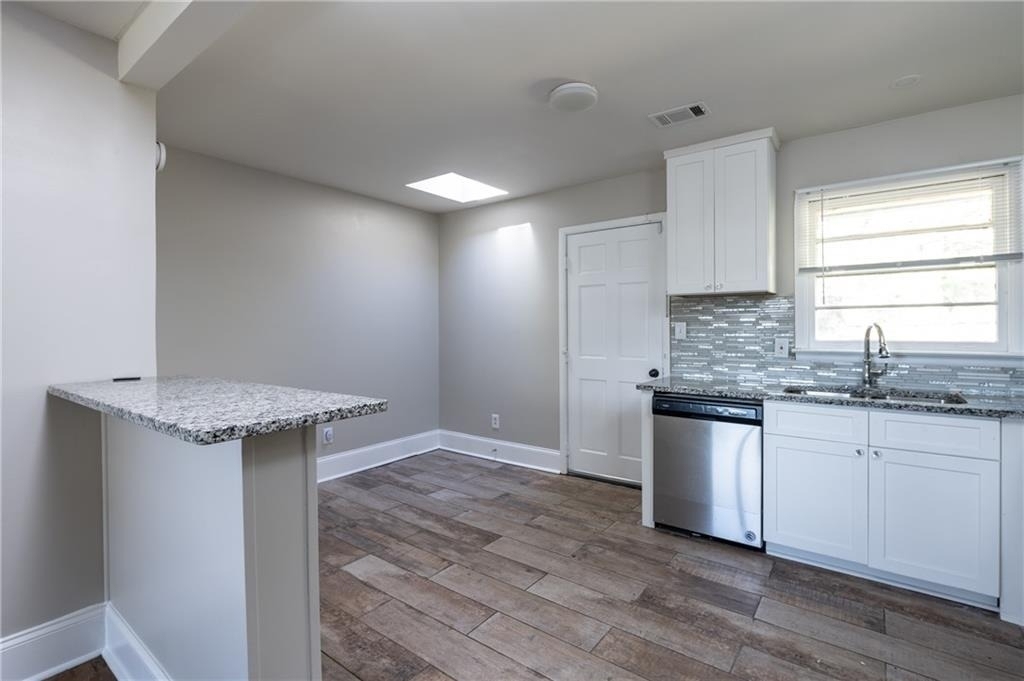 1891 Goddard Street Se - Photo 6