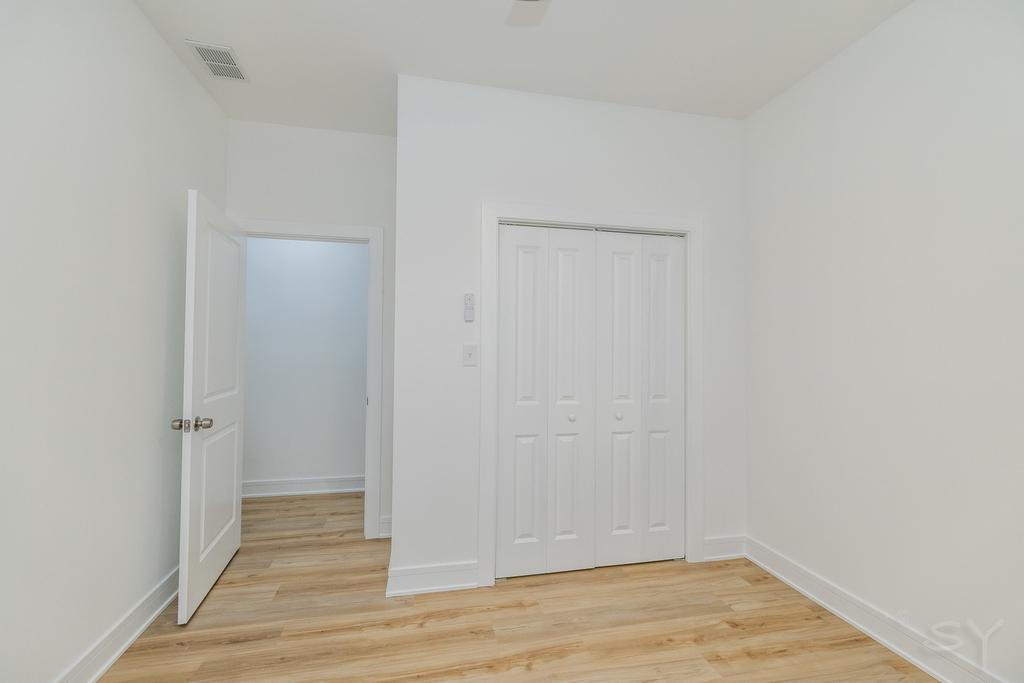 535 N Lawndale Avenue - Photo 1