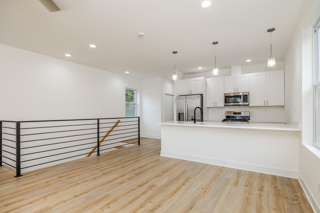 535 N Lawndale Avenue - Photo 8