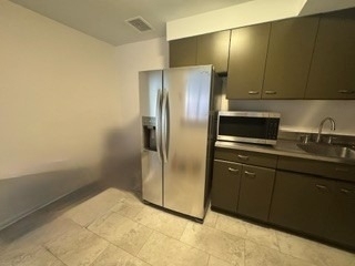 6118 N Sheridan Road - Photo 2