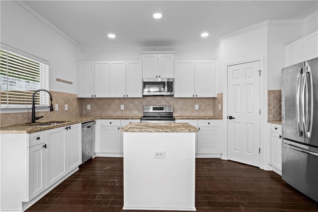 1108 Liberty Parkway Nw - Photo 9