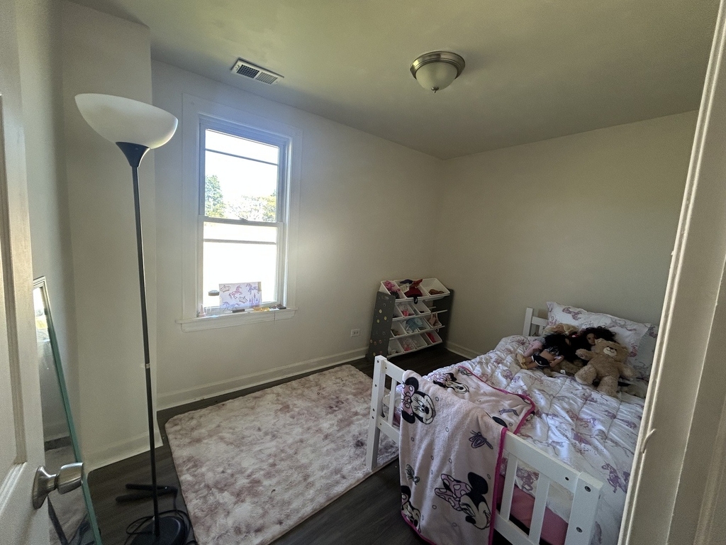 1561 E 93rd Street - Photo 5