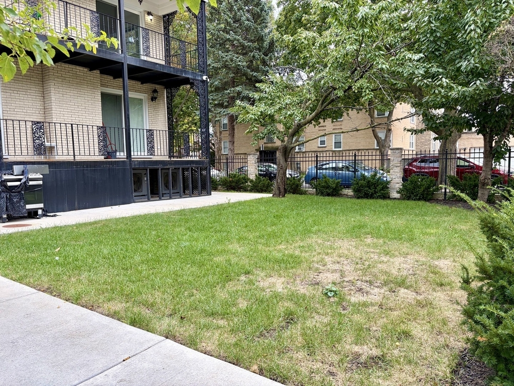 2538 W Arthur Avenue - Photo 23