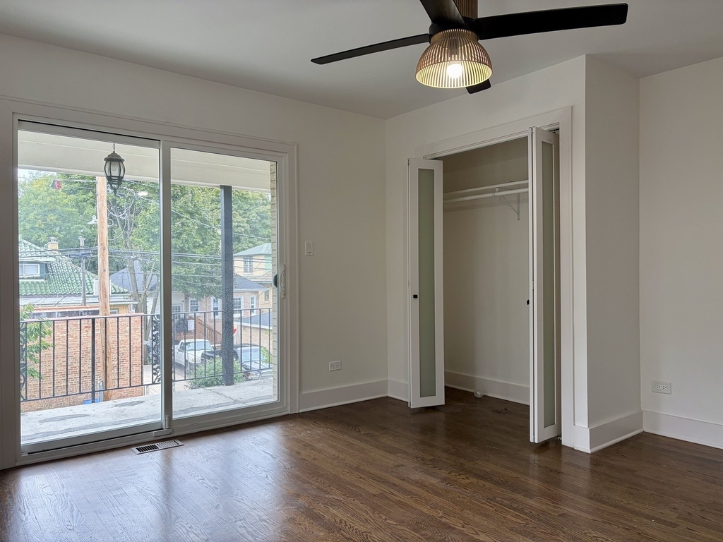 2538 W Arthur Avenue - Photo 5
