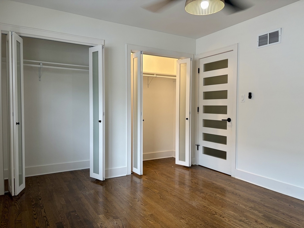 2538 W Arthur Avenue - Photo 10