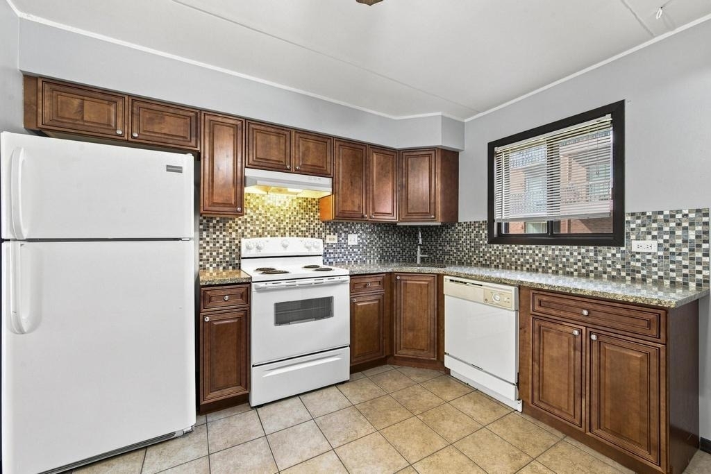6408 Nature Drive - Photo 2