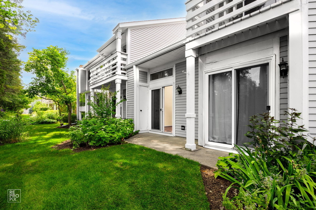 1081 Courtland Drive - Photo 11