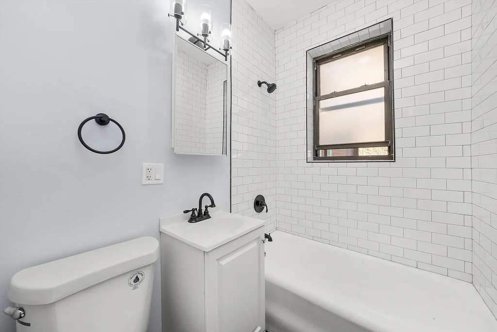 5135 S Blackstone Avenue - Photo 6