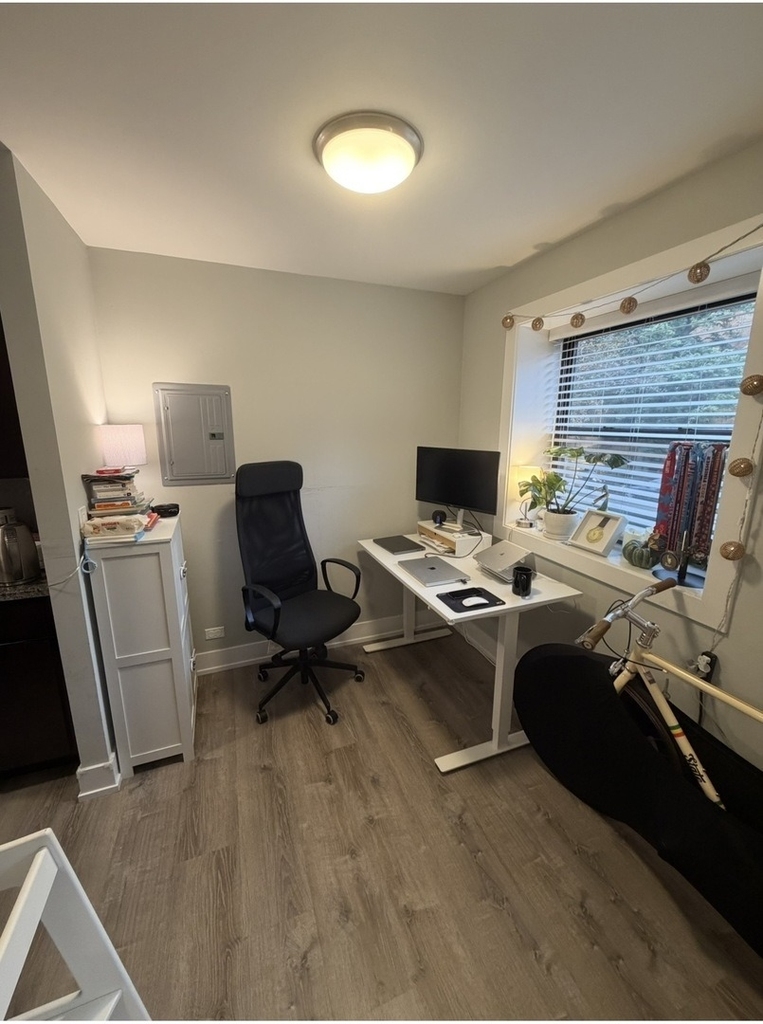 530 W Surf Street - Photo 6