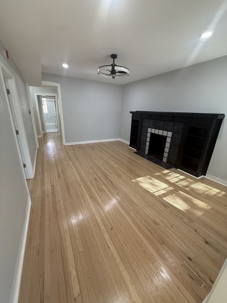 2230 E 70th Place - Photo 9