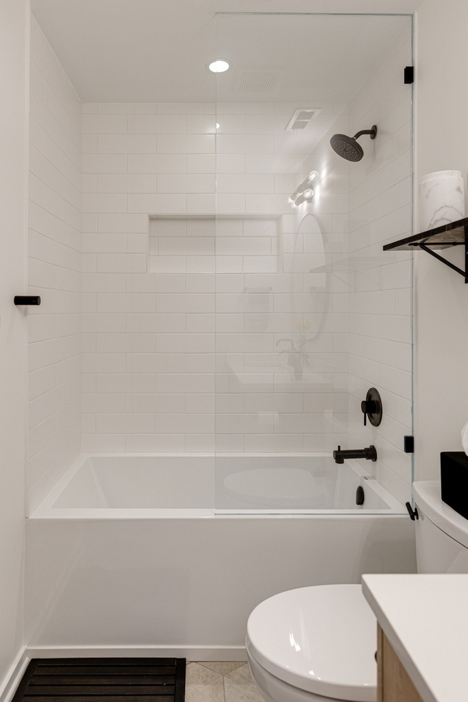 616 W Fulton Street - Photo 16