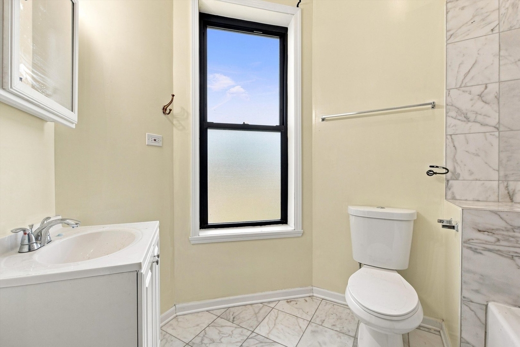 4834 S Prairie Avenue - Photo 16