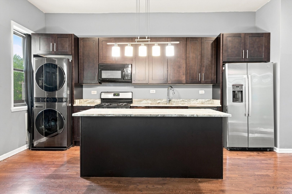 4834 S Prairie Avenue - Photo 21