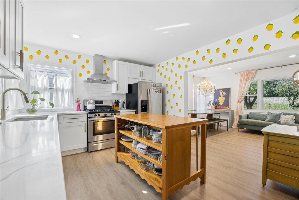 644 W Hinsdale Avenue - Photo 3