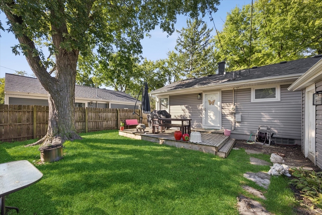 644 W Hinsdale Avenue - Photo 14