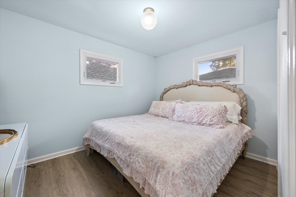 644 W Hinsdale Avenue - Photo 9