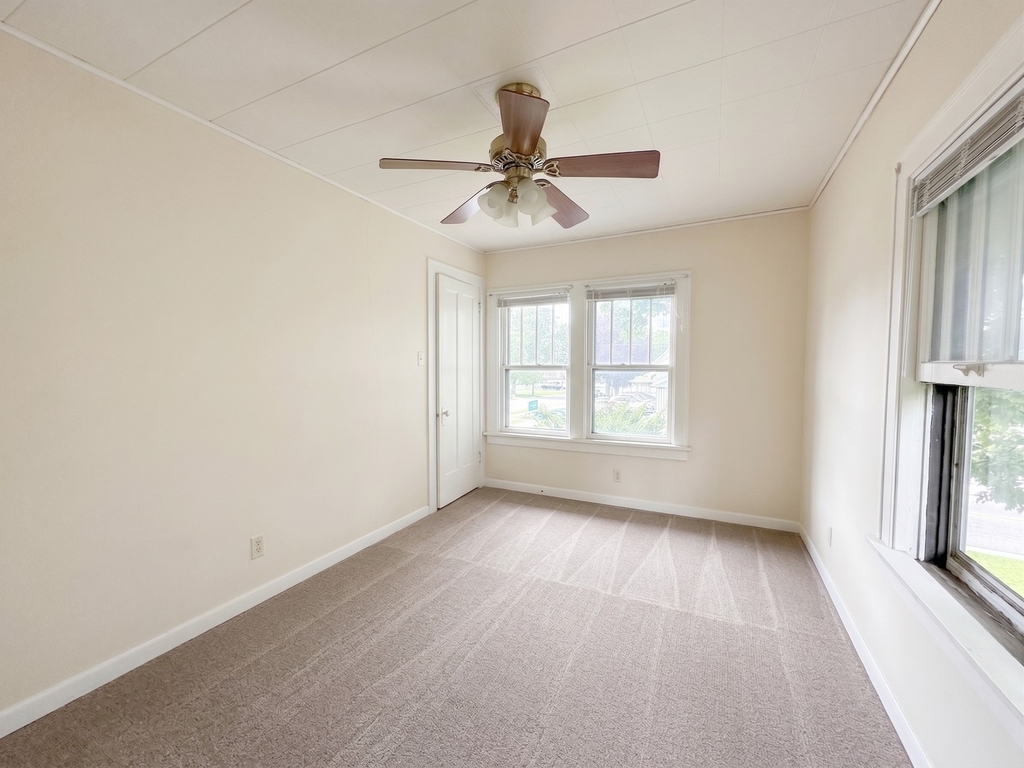204 E South Street - Photo 6