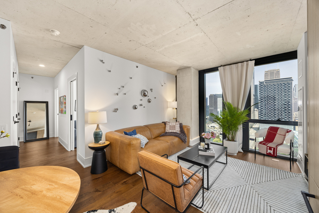 234 W Polk Street - Photo 12