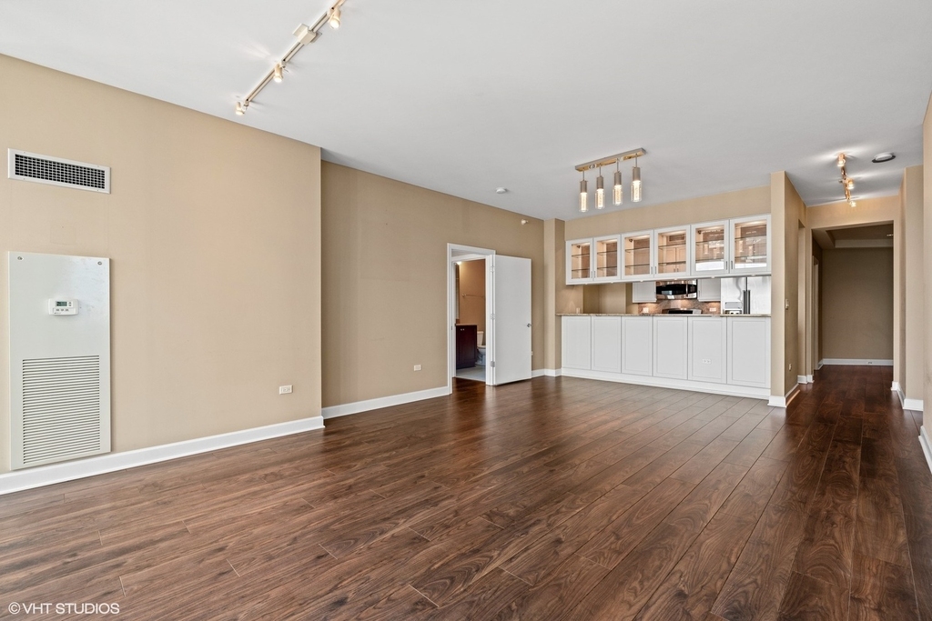 1201 S Prairie Avenue - Photo 6