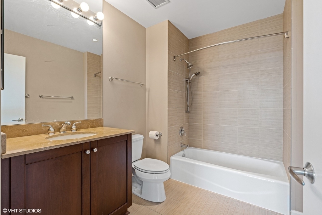 1201 S Prairie Avenue - Photo 15