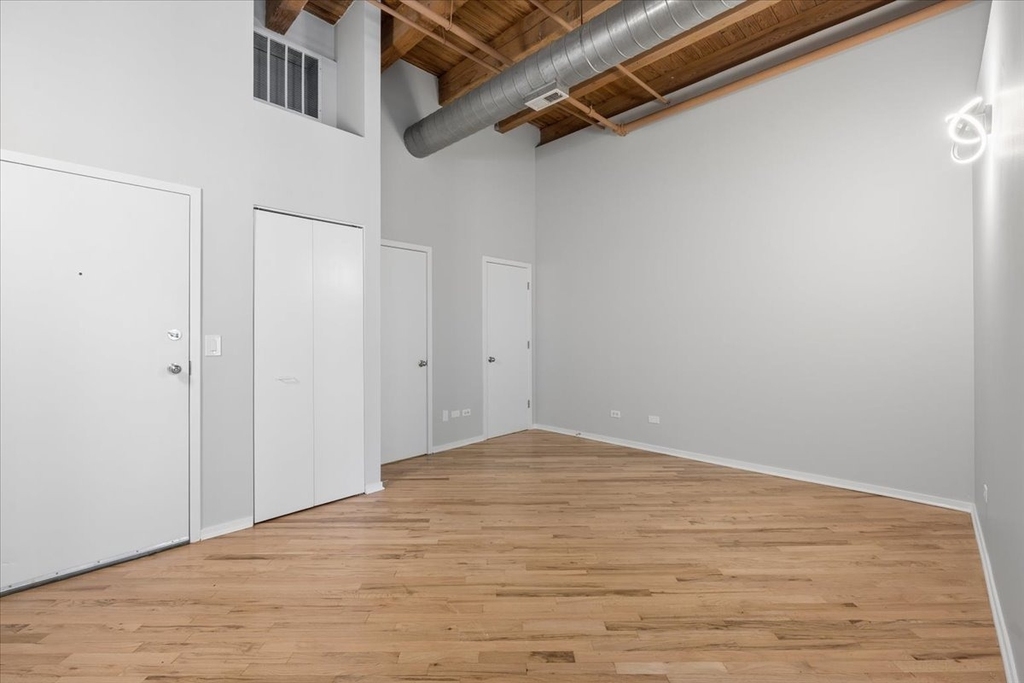 616 W Fulton Street - Photo 14