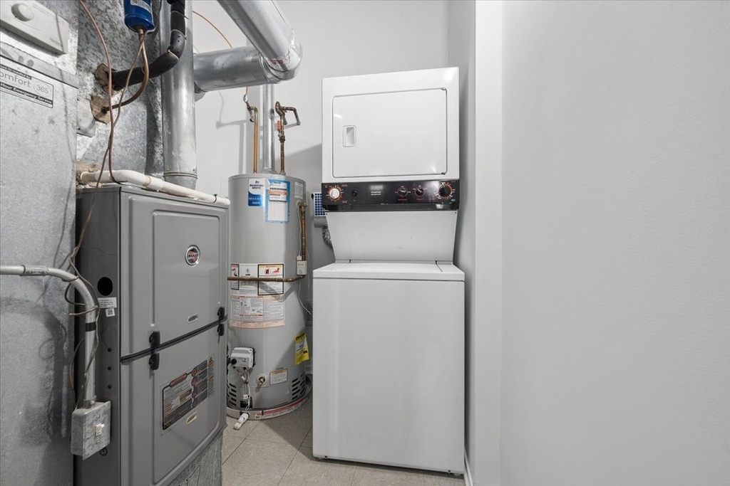 616 W Fulton Street - Photo 18