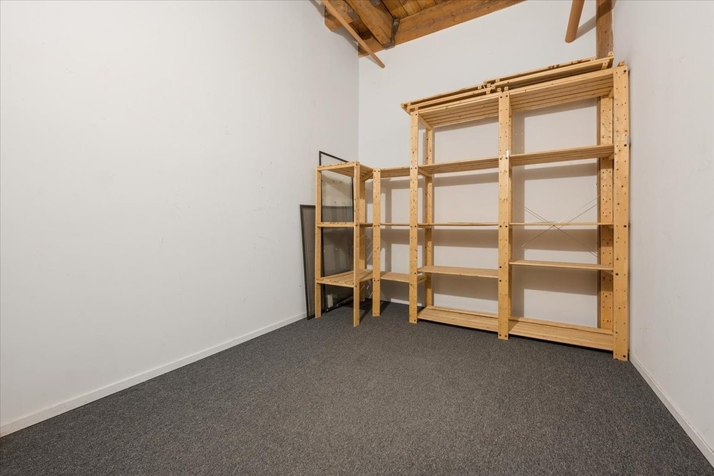 616 W Fulton Street - Photo 20
