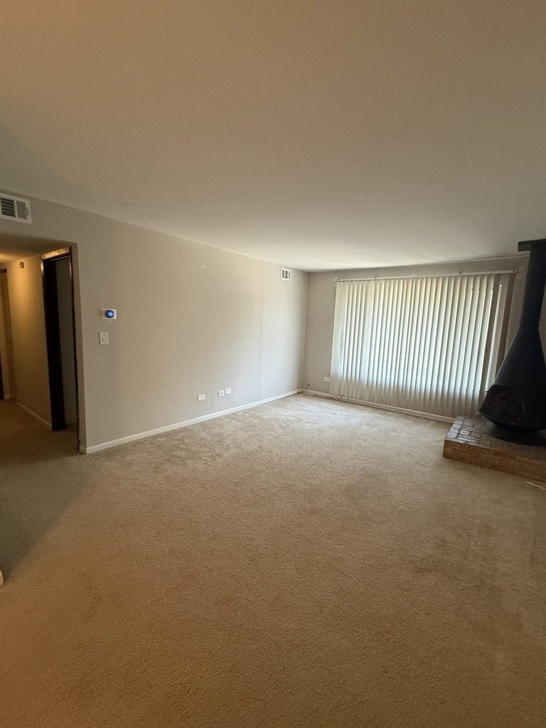 6176 Knoll Lane Court - Photo 7