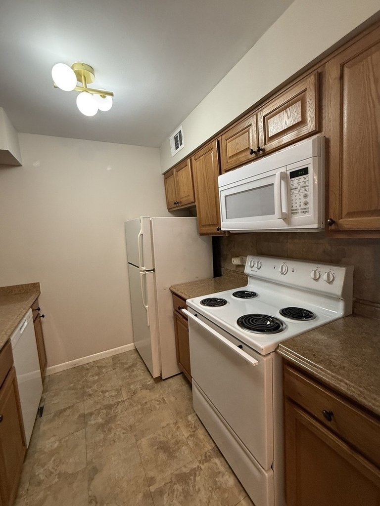 6176 Knoll Lane Court - Photo 2