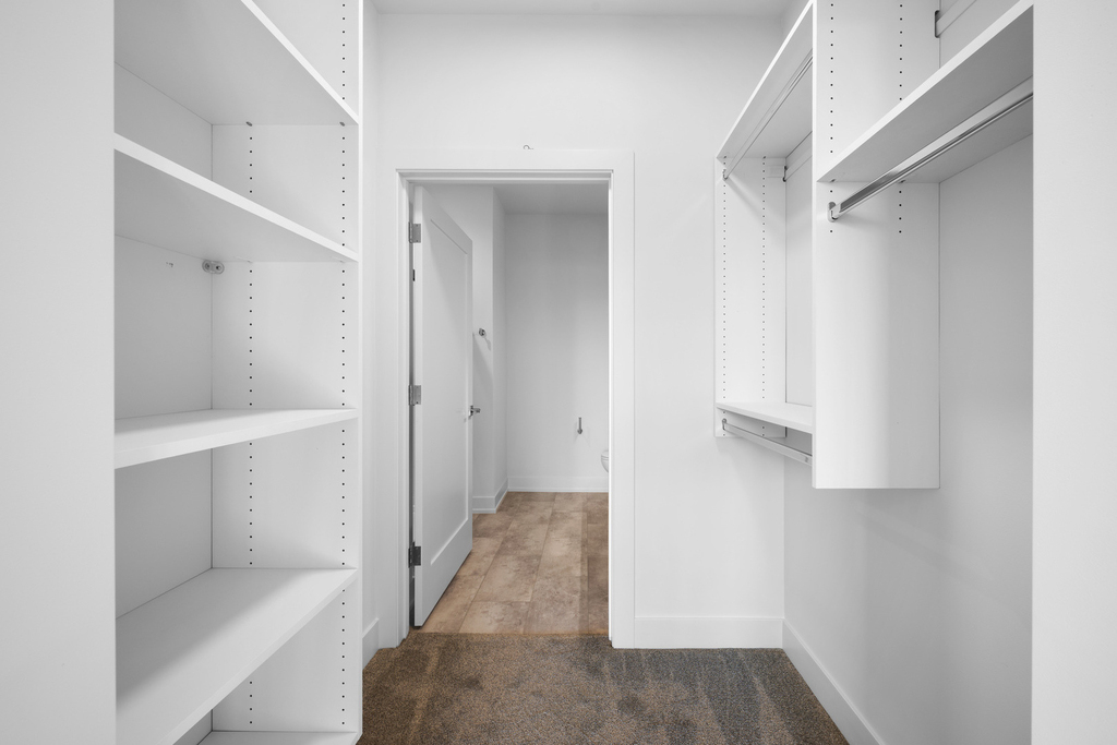 27 W Park Boulevard - Photo 6