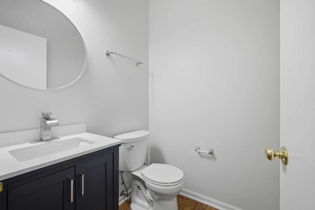 611 Lakeridge Court - Photo 10