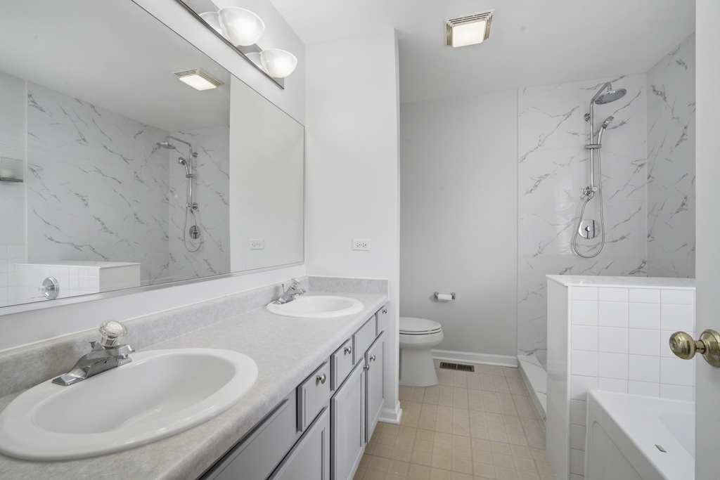 611 Lakeridge Court - Photo 14