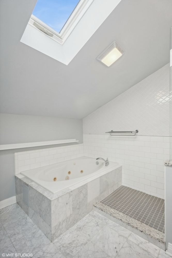 3755 N Wilton Avenue - Photo 14