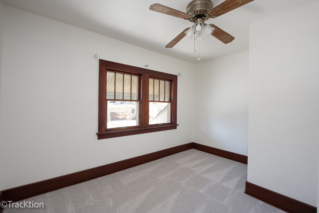 5313 Lyman Avenue - Photo 14