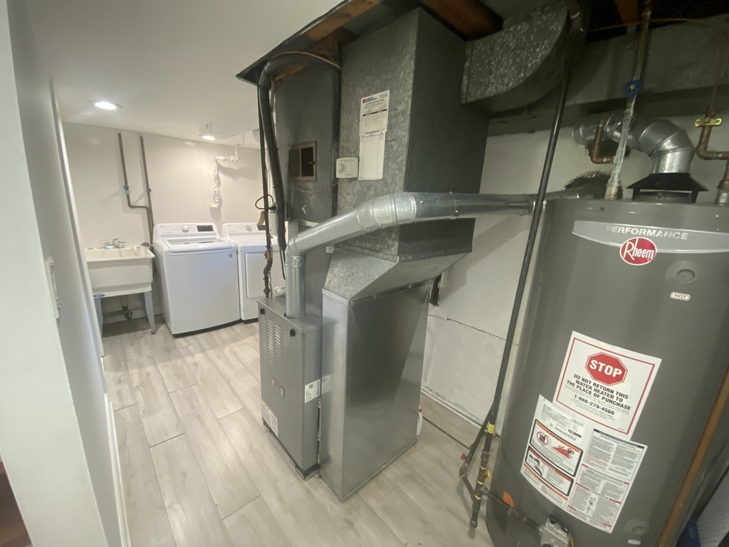 9105 Oleander Avenue - Photo 22