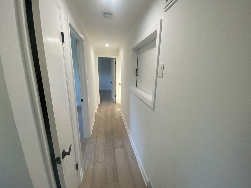 9105 Oleander Avenue - Photo 18