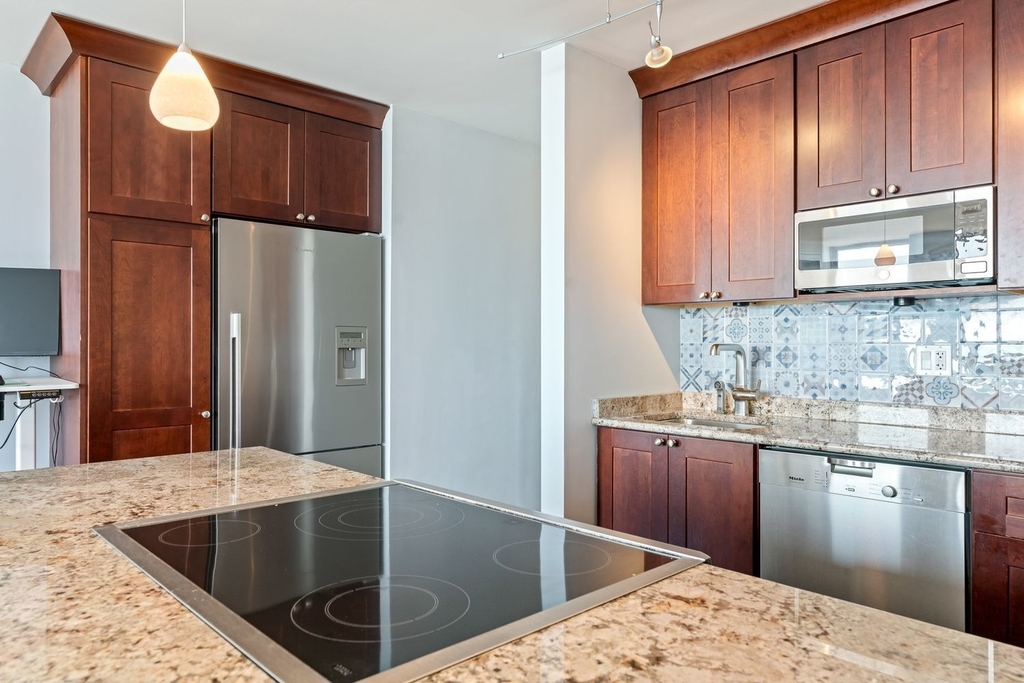 1660 N Lasalle Street - Photo 4