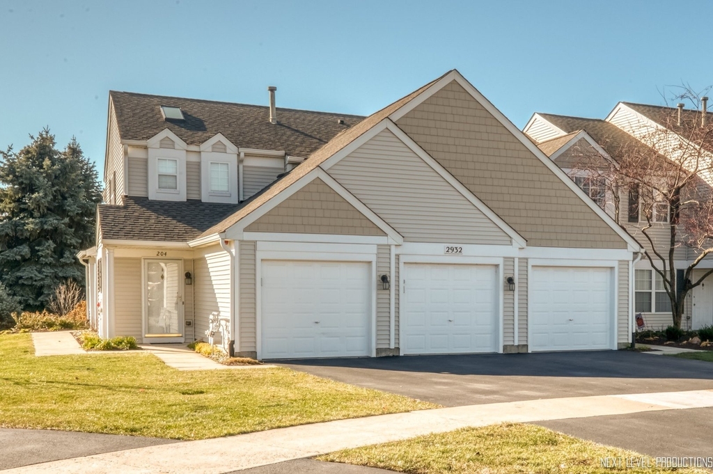 2932 Bartlett Court - Photo 0