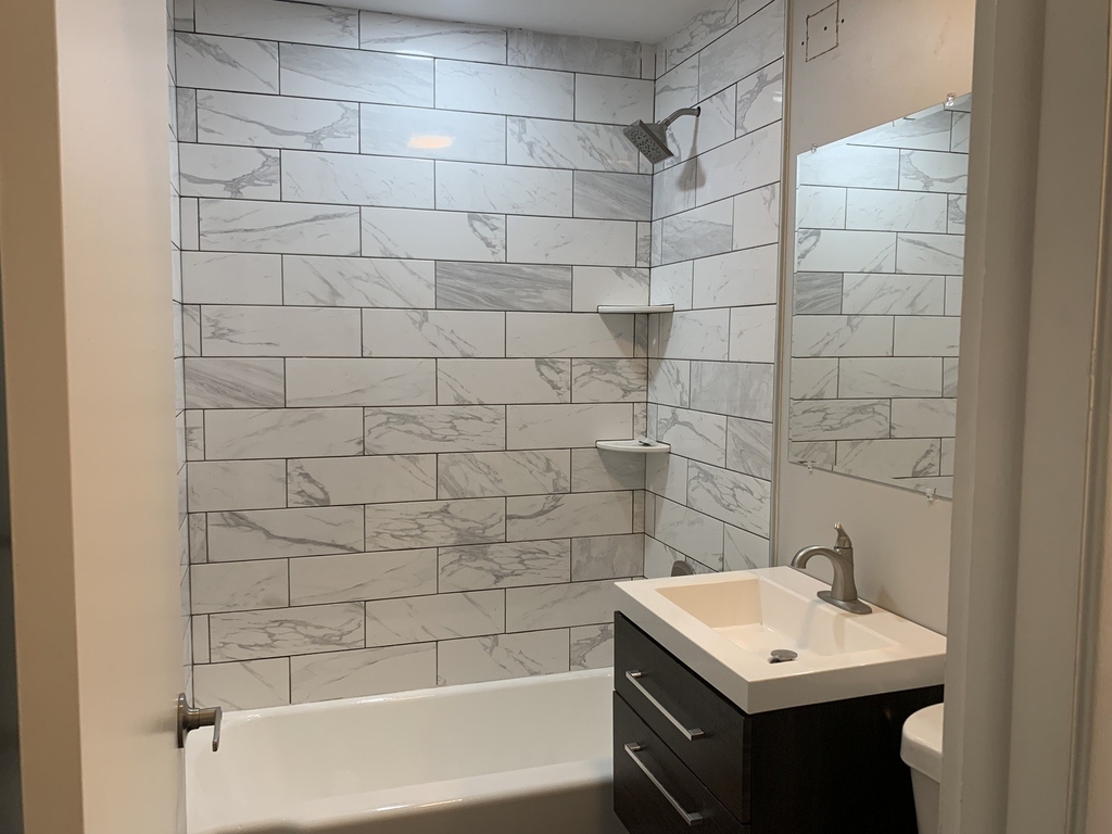 1114 N Crabtree Lane - Photo 5
