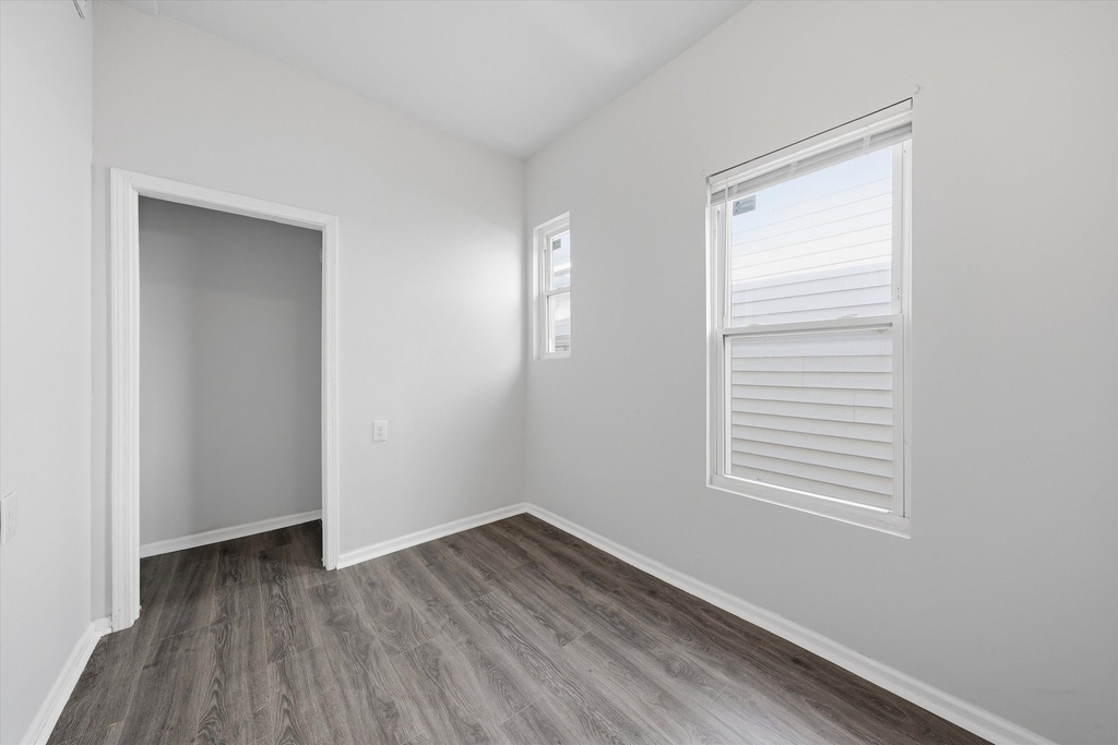 5135 S Wood Street - Photo 12