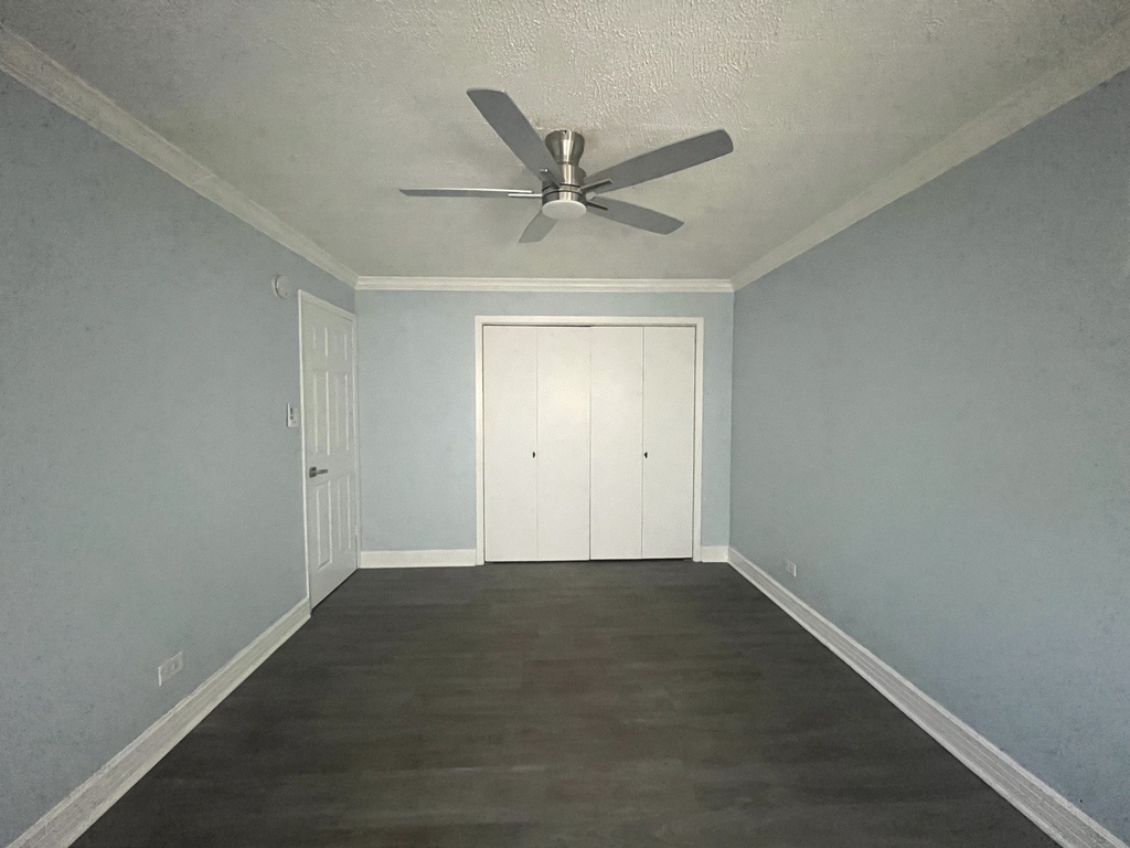 4211 W 95th Street - Photo 6