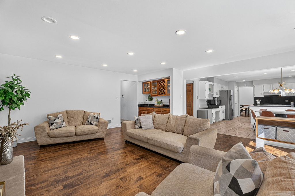 10521 Grandview Drive - Photo 15