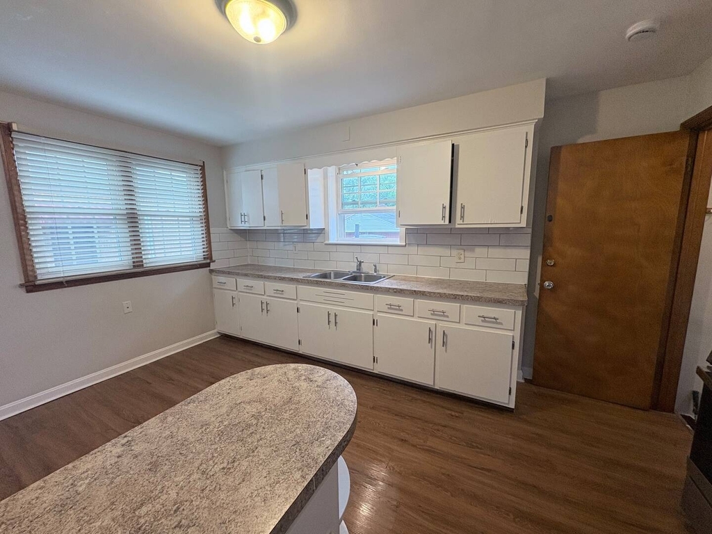 2508 S 11th Avenue - Photo 5