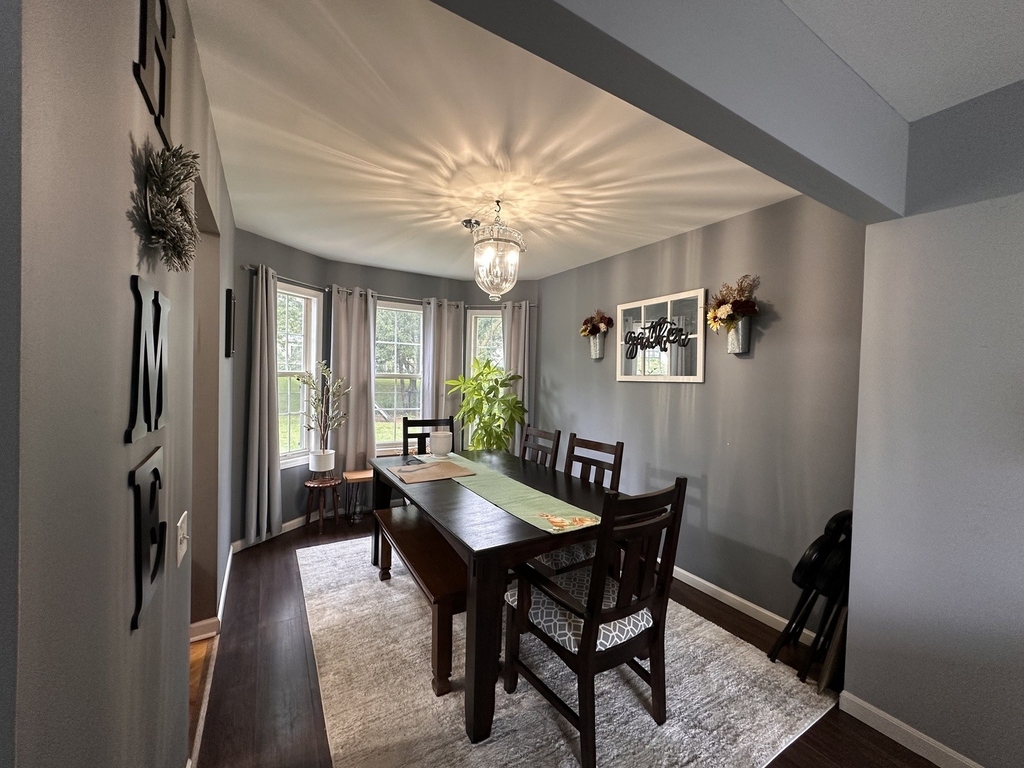 1381 Glacier Parkway - Photo 2