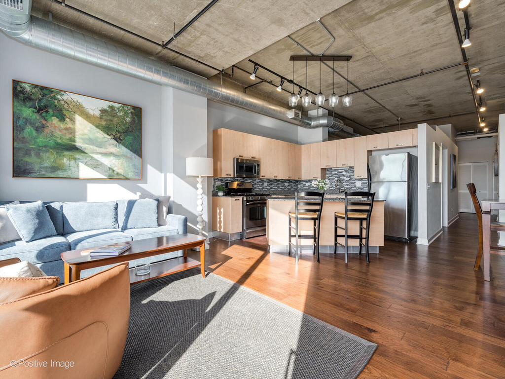 111 S Morgan Street - Photo 4