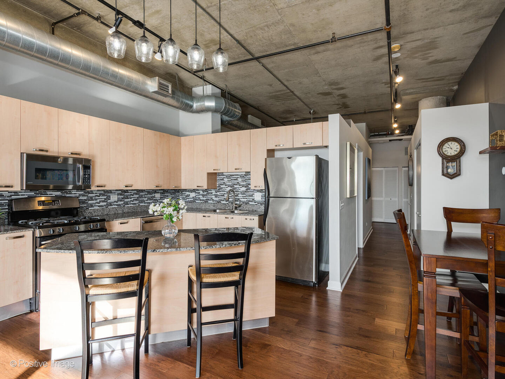 111 S Morgan Street - Photo 7