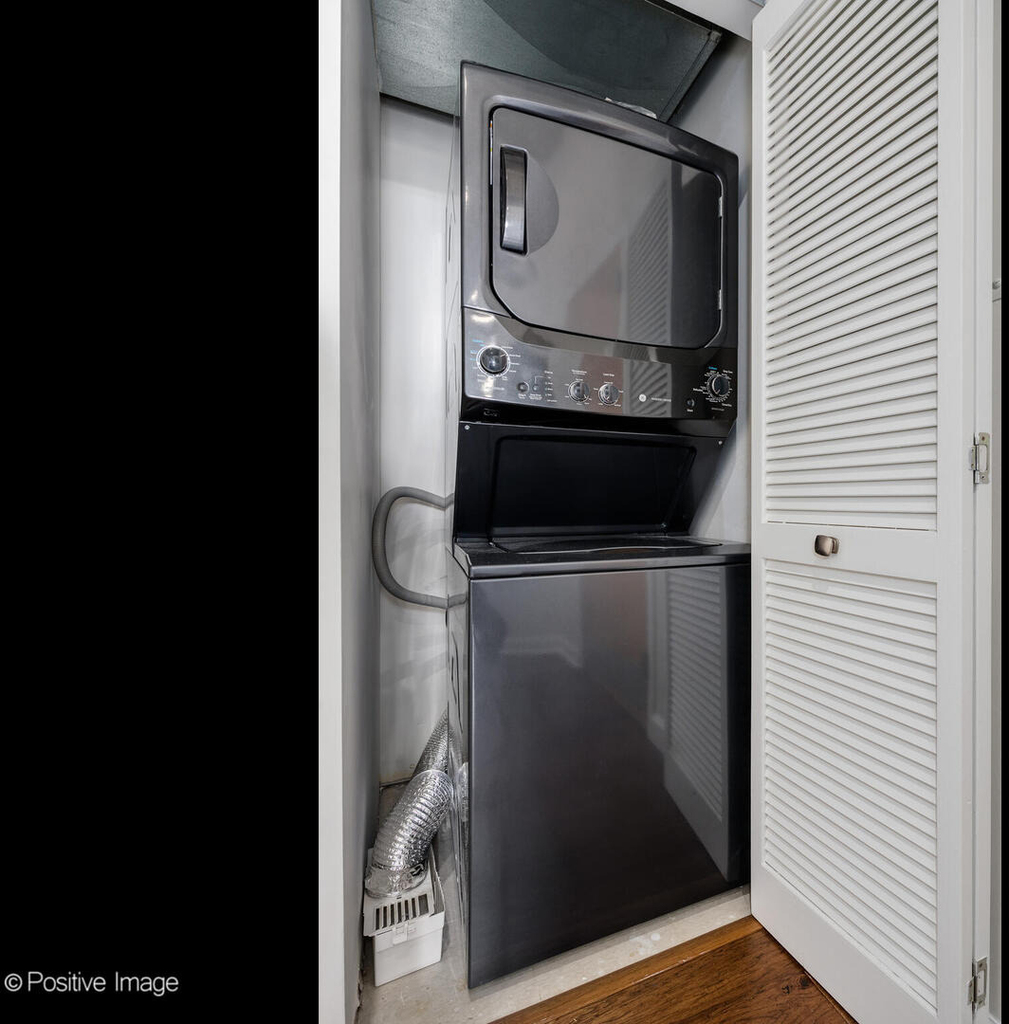 111 S Morgan Street - Photo 17